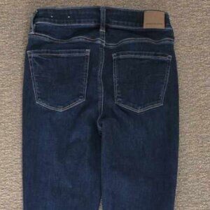 American Eagle AE Super High Rise Jegging Next Level Stretch Jeans Size 6 Long
